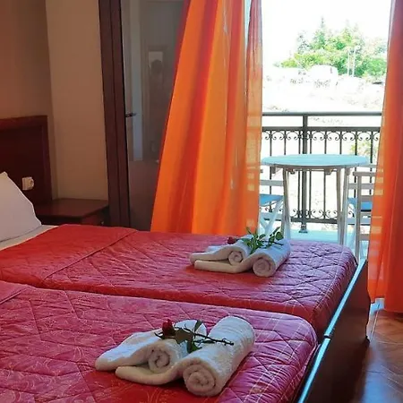 Nikos Aparthotel
